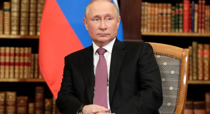 Putin testa un nuovo missile intercontinentale: “Darà sicurezza alla Russia”