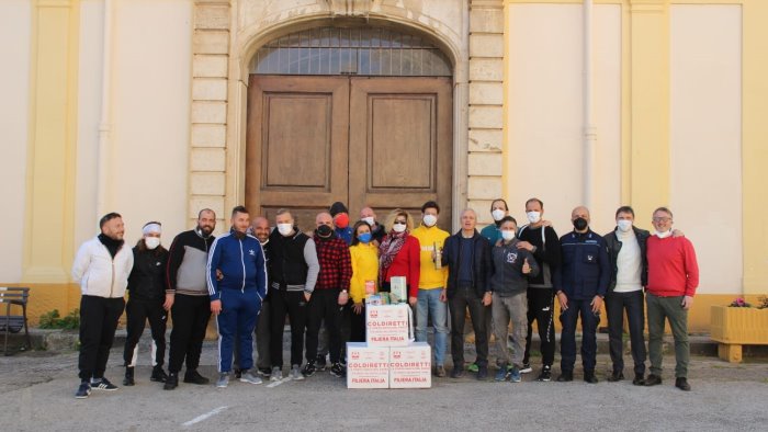 Ad Eboli detenuti a lavoro nell’orto condiviso