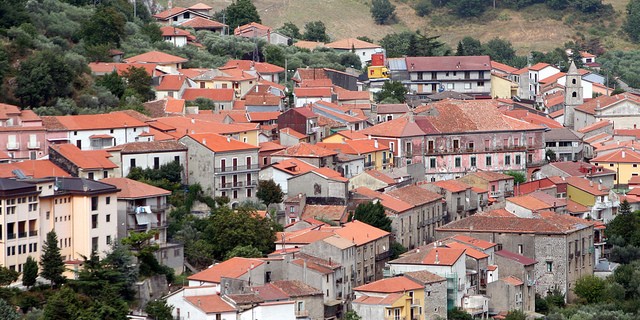 Il Consiglio di Stato salva la scuola elementare di San Rufo