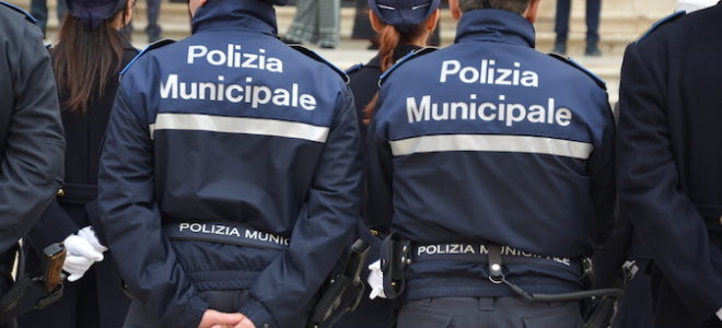 Agente della Municipale aggredito, la Fiadel Salerno: lavoriamo in condizioni difficili, il Comune dia dignità al personale