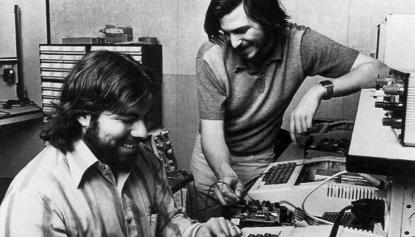 Il 1 aprile 1976 nasce la Apple Computer Company