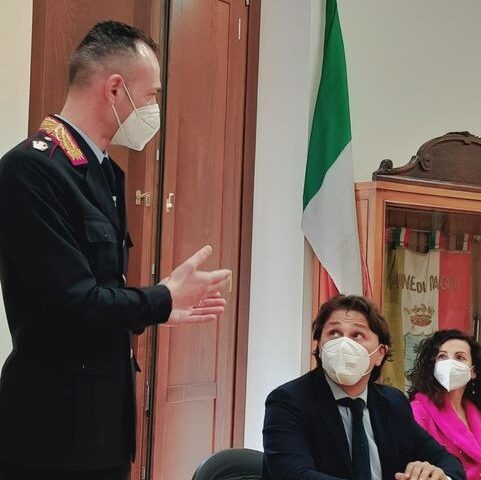 Pagani, si insedia ufficialmente il comandante della Polizia Locale D’Apolito. Il sindaco: “Altre assunzioni in arrivo”