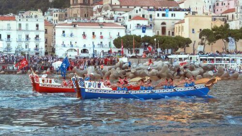 Amalfi ospita la regata storica delle Antiche Repubbliche Marinare
