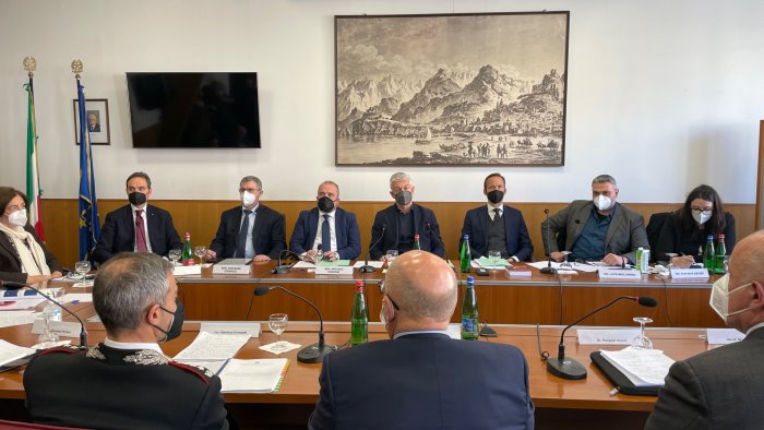 Commissione Parlamentare Antimafia a Salerno: “Facciamo attenzione alle infiltrazioni”