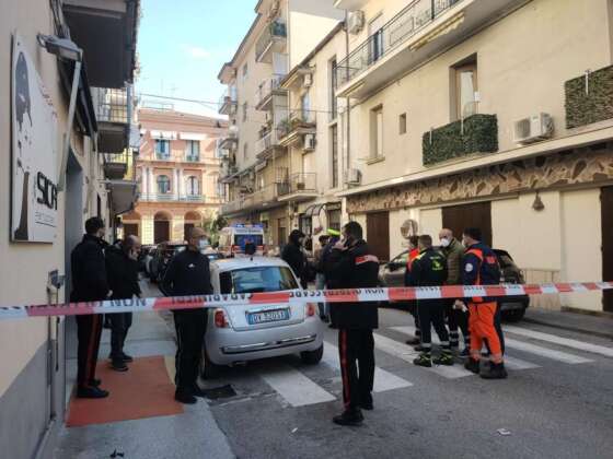 Omicidio di Anna Borsa, la ricostruzione dei carabinieri fino all’arresto e al ricovero in ospedale di Alfredo Erra