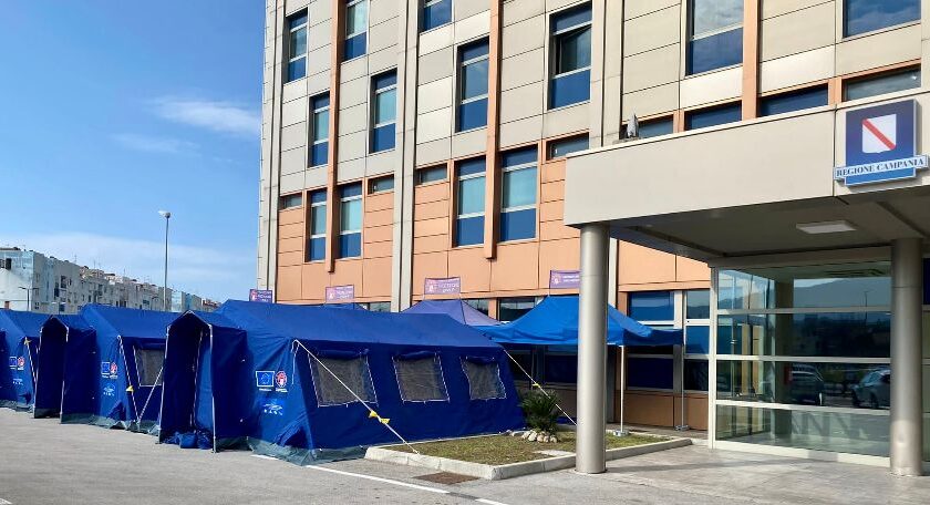 Ucraina, aperto hub vaccinale per profughi presso Residence Ospedale del Mare di Napoli