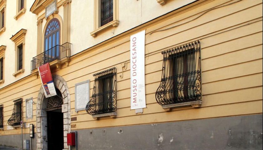 ACCOGLIENZA DEGLI UCRAINI A SALERNO, OTTO POSTI NEL MUSEO DIOCESANO