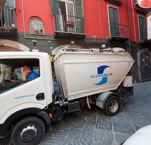 Differenziata, ancora disfunzioni: spiegazioni da Salerno Pulita