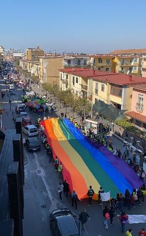 Marcia per la pace a Scafati, in strada mille persone