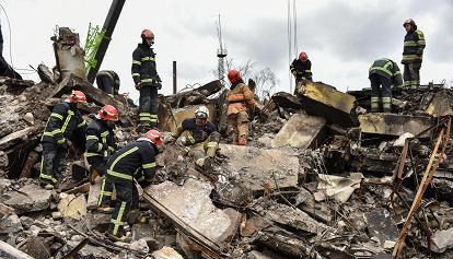 Esercito ucraino: respinti attacchi su Donetsk e Luhansk, pressing su Izyum