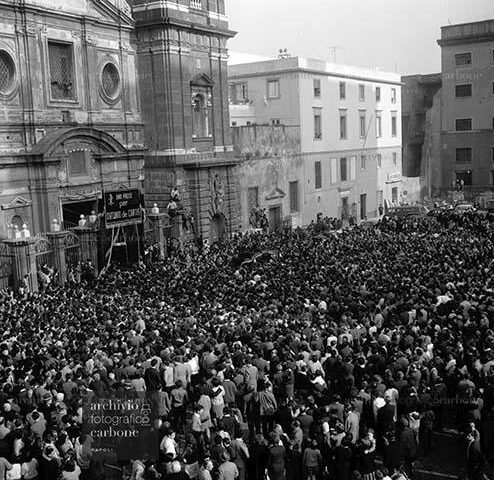 Il 17 aprile del 1967 in 100mila a Napoli per dire addio a Totò