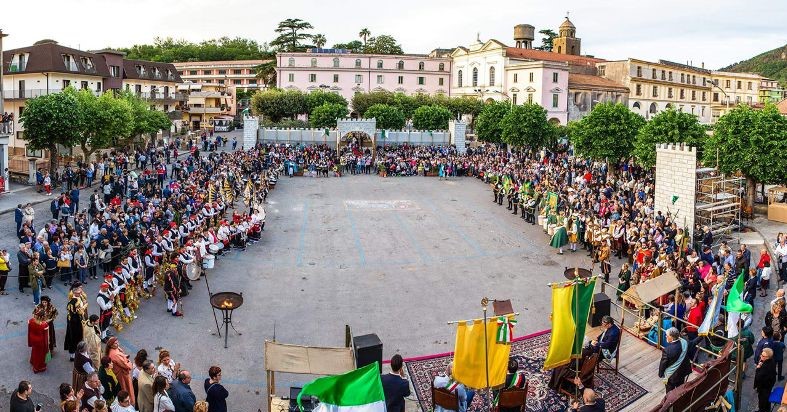 ROCCAPIEMONTE, DOMENICA TORNANO LA FESTA IN ONORE DI SANTA MARIA DI LORETO E LA FESTA DEL MAJO