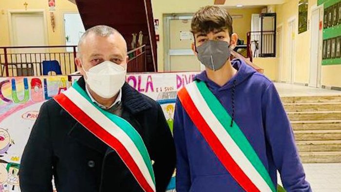 Giffoni Sei Casali, l’alunno Giulio Landi eletto baby sindaco