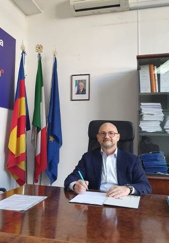La proposta di Dario Loffredo: “Dotare Salerno di colonnine elettriche”