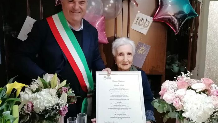 Capaccio Paestum festeggia i 100 anni di nonna Giovanna
