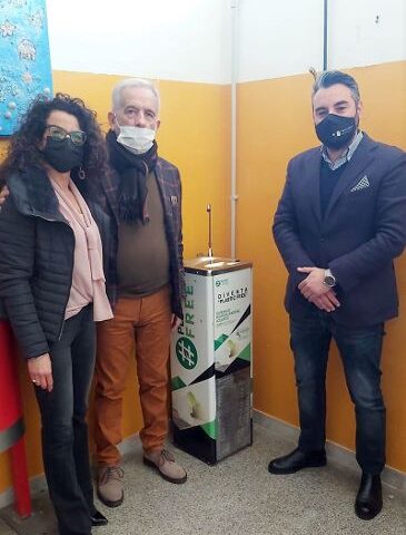 AMBIENTE. NUOVO STOP ALLA PLASTICA INSTALLATI EROGATORI D’ACQUA NELLE SCUOLE DI ROCCAPIEMONTE