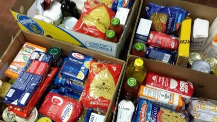 Emergenza povertà a Salerno, altri 530 pacchi alimentari al mese