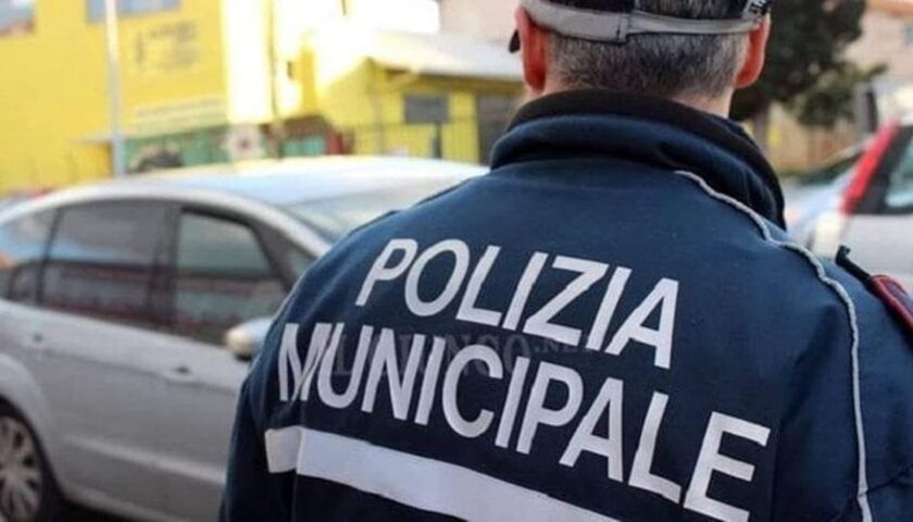 Movida selvaggia a Salerno, raffica di multe ai titolari dei locali pubblici