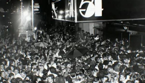 Il 26 aprile di 45 anni fa nasce lo Studio 54, diventerà la discoteca più fa famosa al mondo