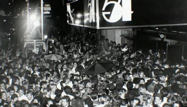 Il 26 aprile di 46 anni fa nasce lo Studio 54, diventerà la discoteca più fa famosa al mondo