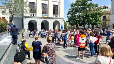 A Cava De’ Tirreni corteo a difesa dell’ospedale