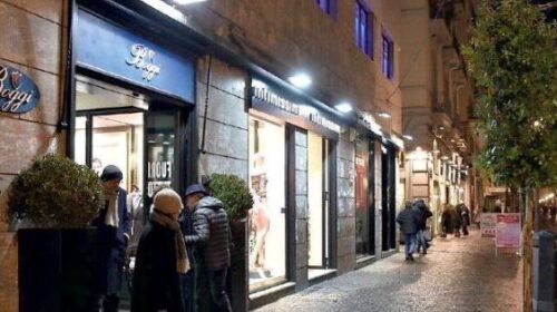 Salerno, la famiglia Lamberti riapre al corso Vittorio Emanuele il negozio che fu di Boggi