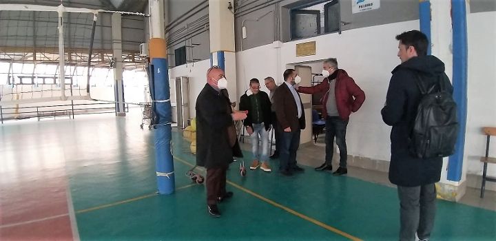 Vestuti-Palestra Senatore, terminati i lavori. Rino Avella: “Ora manutenzione al palaTulimieri”