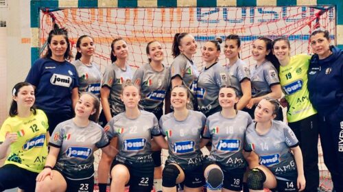 Fotovoltaico Semplice Youth League Under 20, la Jomi Salerno è tra le migliori otto squadre d’Italia. Coach Avram: “Complimenti alle ragazze”