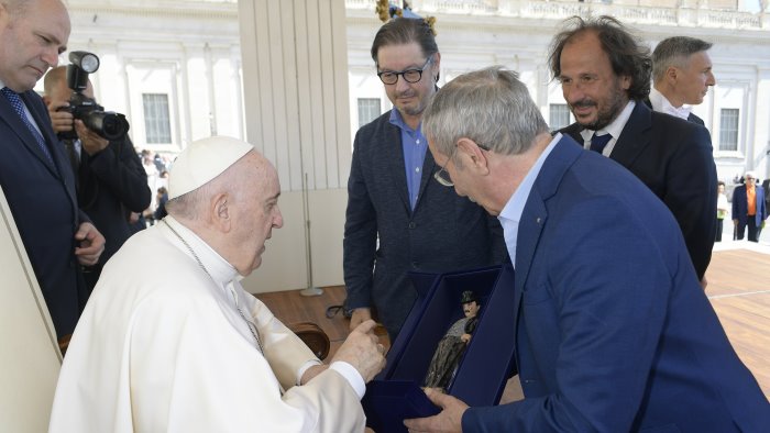 A Papa Francesco il riconoscimento speciale del Premio Charlot