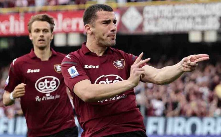 Slancio Salernitana, vittoria sul Venezia e sorpasso al Cagliari