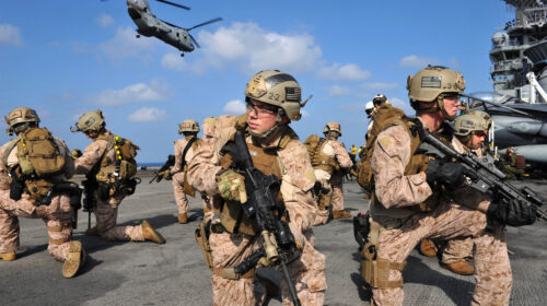 Il Pentagono: “Gli Usa manterranno 100.000 soldati in Europa”