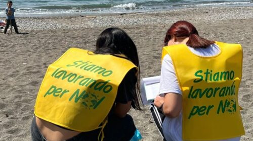 Vietri Sul Mare, i volontari di Legambiente “Terra Metelliana” puliscono spiaggia