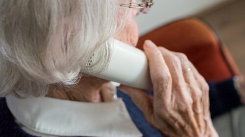 Scala, tentano truffa telefonica: anziana denuncia i malfattori