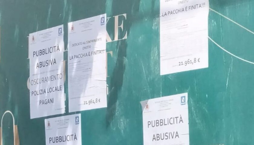 Manifesti abusivi da rimuovere a Pagani, Sessa e Calce (Forza Italia): “D’accordo ma un’istituzione non può dire la pacchia è finita”