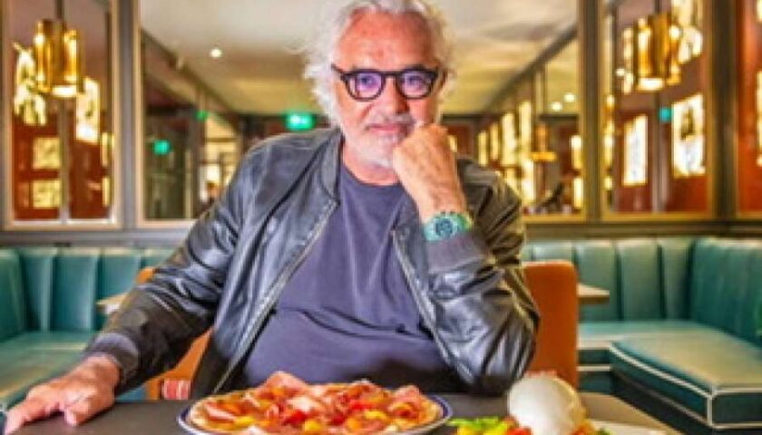 La pizza di Briatore: “Alimento mondiale, non ha nulla a che fare con Napoli. La fanno meglio a Salerno”