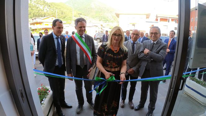 INAUGURATO IL “BUSINESS CENTER” DELLA BANCA 2021:  A SALA CONSILINA “PORTE APERTE” ALLA CLIENTELA