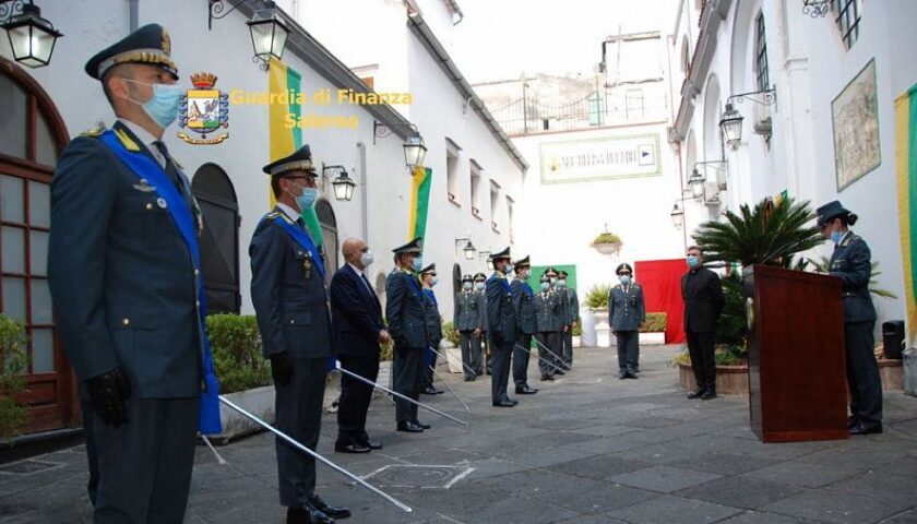 Festa per il 248esimo anniversario della Guardia di Finanza oggi in via Duomo a Salerno