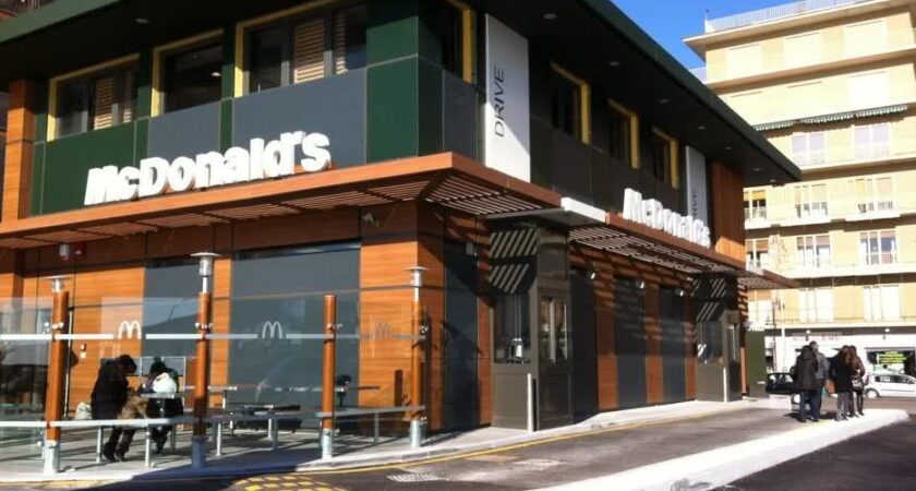 “Siamo amici di ScopriAmo l’autismo”: si amplia il progetto di McDonald’s