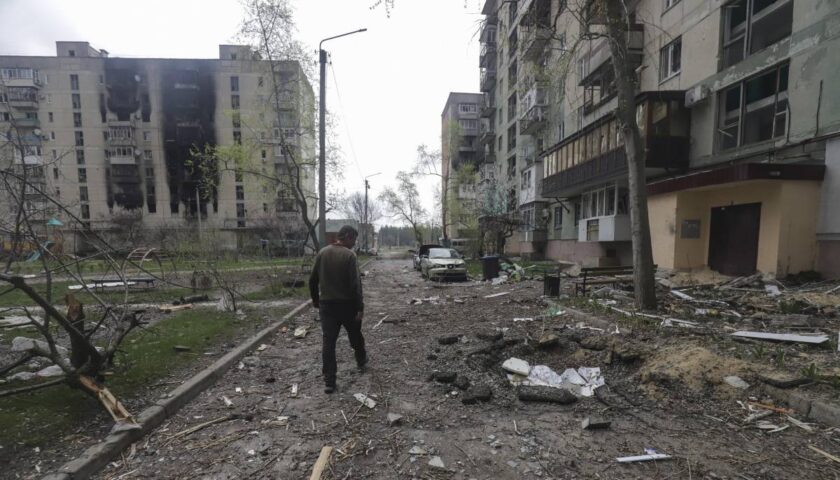 Ucraina, Severodonetsk sotto attacco della Russia. Colpite città vicine