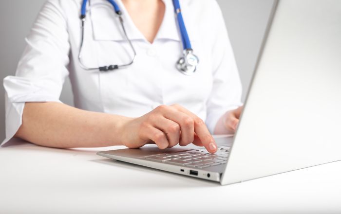 Medici di famiglia, ok alla pensione a 71 anni. Oltre 7mila verso in uscita dal lavoro