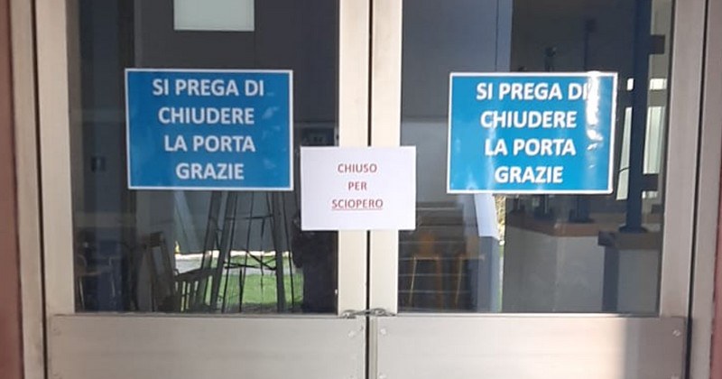 Bar Università, protestano 40 dipendenti