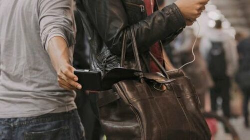 A Battipaglia ancora borseggiatori al mercato, rubati smartphone e portafogli