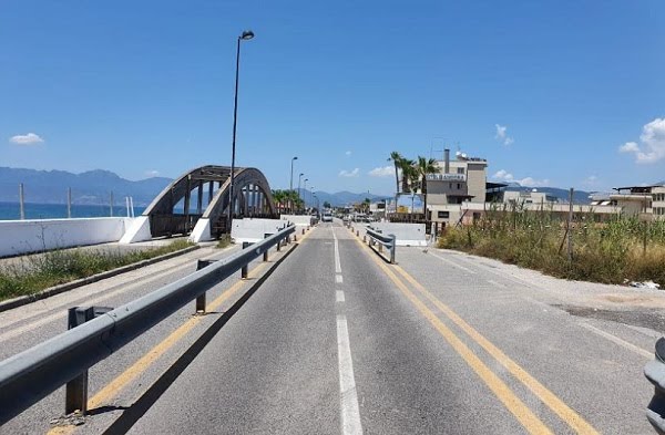 Pontecagnano, concluse le prove di carico sul ponte Asa: “Riapertura molto vicina”