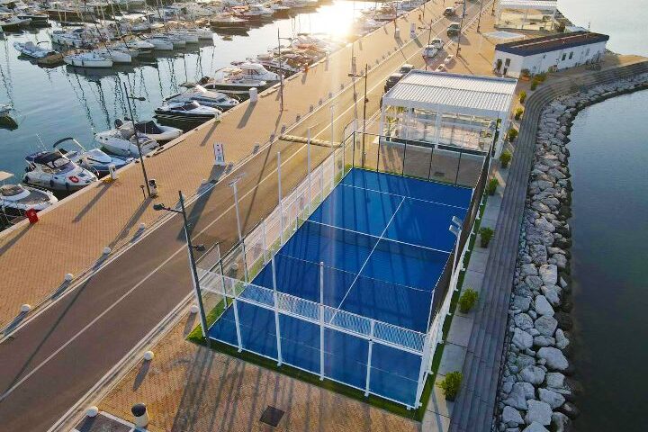 Marina d’Arechi: il nuovo campo di padel, The Gratest Show e tutte le novità dell’estate 2022