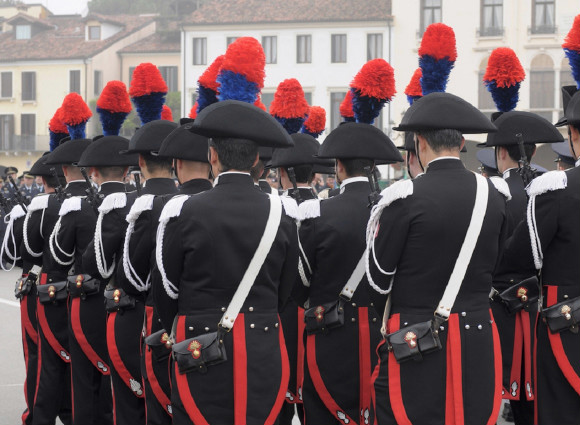 Carabinieri, al via il concorso per 4189 posti