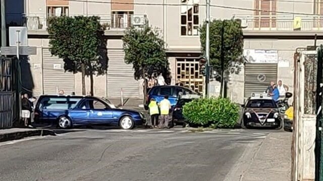 Incidente a Cava, è di Nocera il giovane morto: caccia all’automobilista che non si è fermato