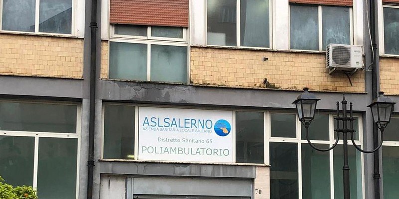 Battipaglia, personale in ferie al distretto sanitario: polemica del sindacato