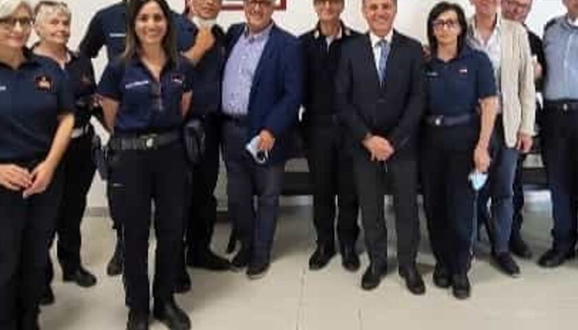 Ad Eboli il sindaco incontra la polizia locale e annuncia nuovi agenti in arrivo