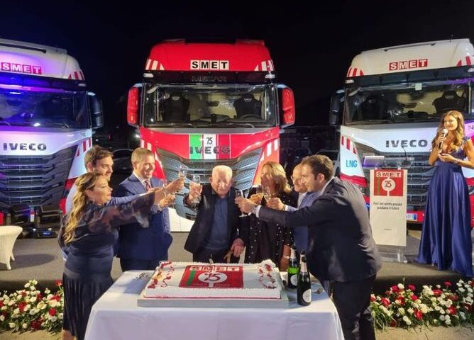 Salerno, il gruppo Smet ha festeggiato 75 anni. “Tante sfide vinte”