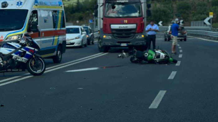 Incidente mortale nei pressi di Centola,la vittima è il 22enne Silvio Fimiani di Torre Orsaia